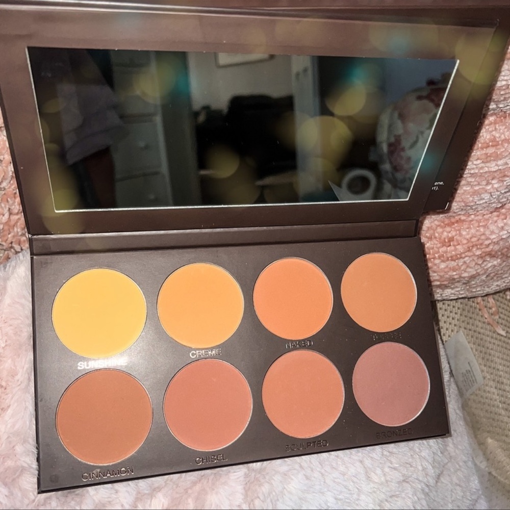 Contour Palette